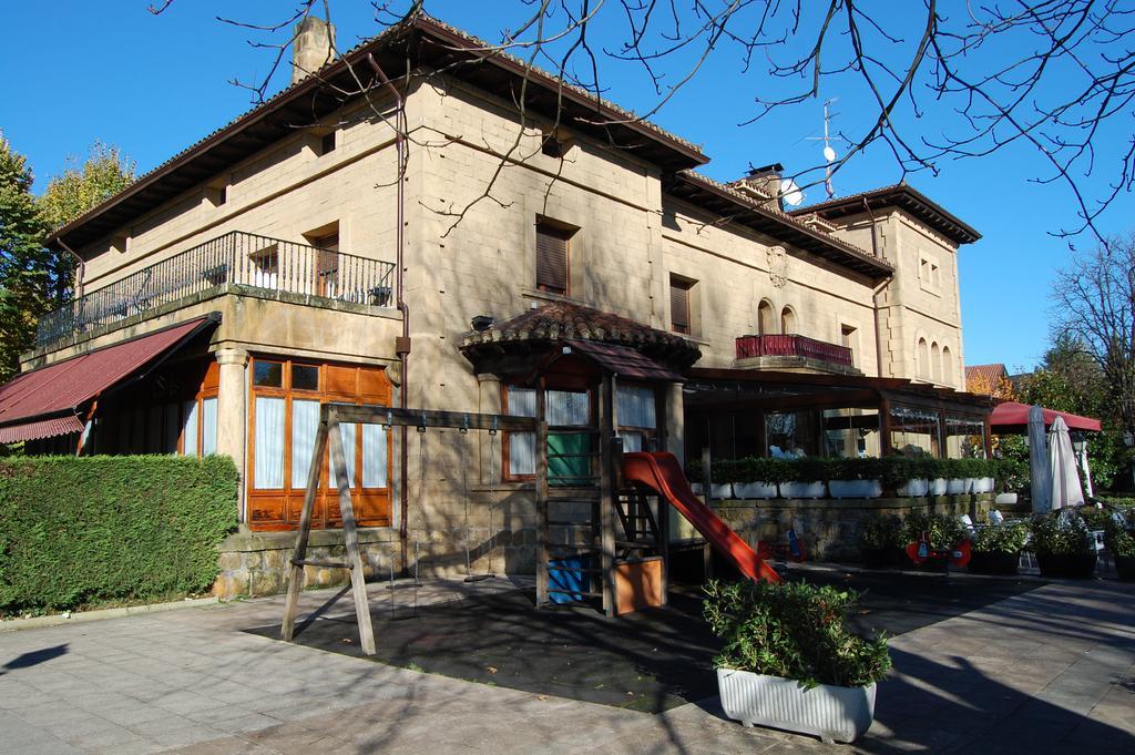Hotel Artaza Getxo Buitenkant foto